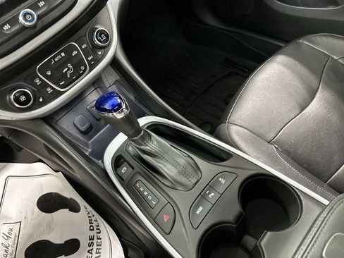 Used 2018 Chevrolet Volt LT w/ LT Driver Confidence Package FWD image 17