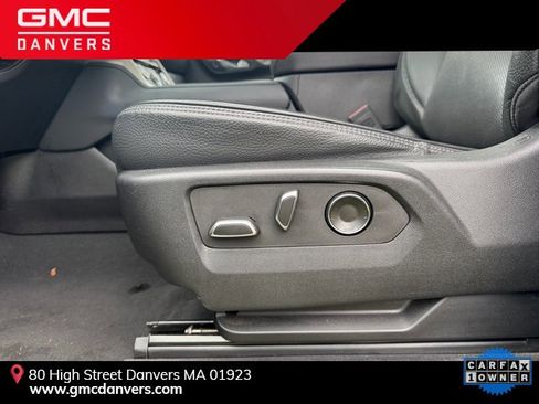 Used 2024 GMC Yukon XL Denali image 10