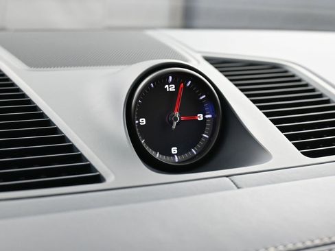 Certified 2021 Porsche Cayenne S image 20