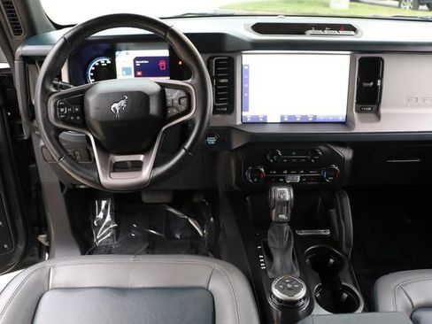 Used 2024 Ford Bronco Outer Banks AWD/4WD image 19