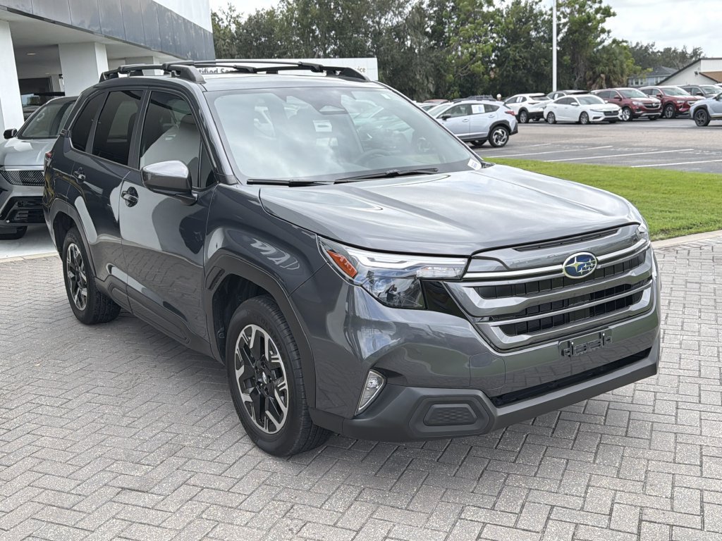 Certified 2025 Subaru Forester Premium AWD/4WD image 6