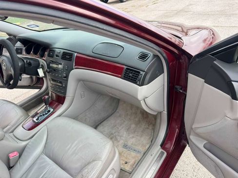 Used 2004 Lexus ES 330 image 8