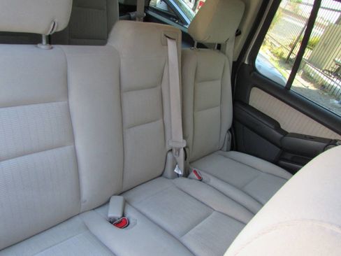 Used 2008 Ford Explorer XLT image 26