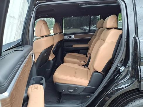 New 2026 Hyundai Santa Fe Limited FWD image 19
