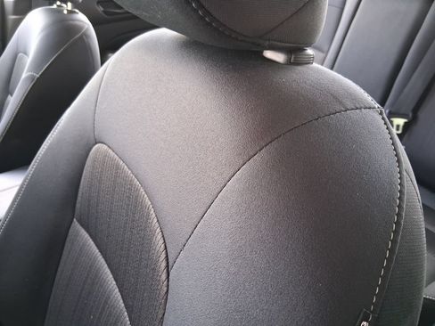 Used 2025 Nissan Altima 2.5 S FWD image 19