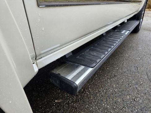 Used 2015 Chevrolet Silverado 1500 High Country w/ High Country Premium Package image 20