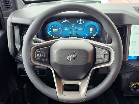 New 2026 Ford Bronco 4-Door image 25