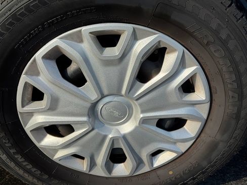 Used 2024 Ford Transit 350 XLT RWD image 27