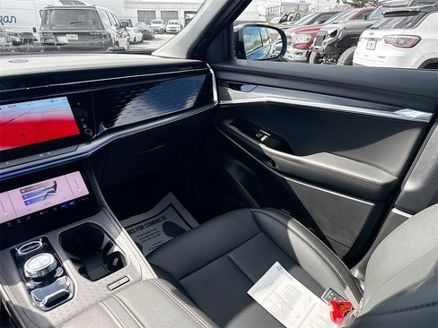 Used 2025 Jeep Wagoneer S Limited image 26