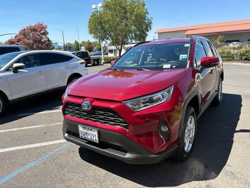 Certified 2021 Toyota RAV4 XLE AWD/4WD image 14