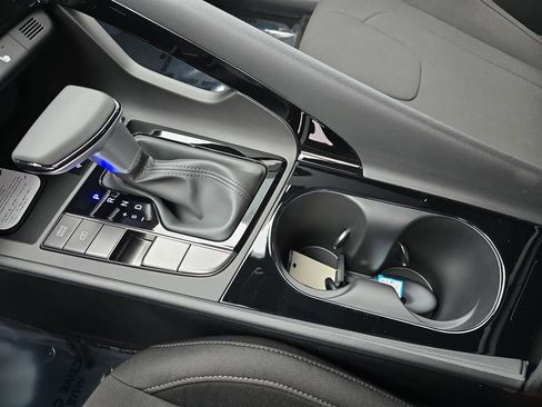 New 2026 Hyundai Elantra SEL Sport Premium FWD image 24