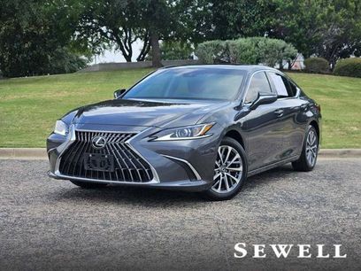 Certified 2022 Lexus ES 350 w/ Premium Package