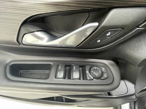 Used 2022 GMC Terrain SLE w/ Driver Convenience Package AWD/4WD image 12