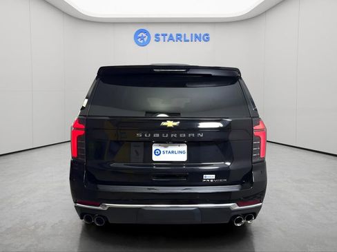 Certified 2025 Chevrolet Suburban Premier image 8