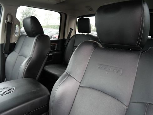 Used 2017 RAM 1500 Laramie AWD/4WD image 11