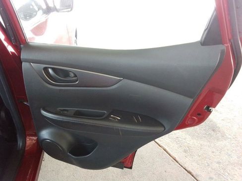 Used 2018 Nissan Rogue Sport S image 20