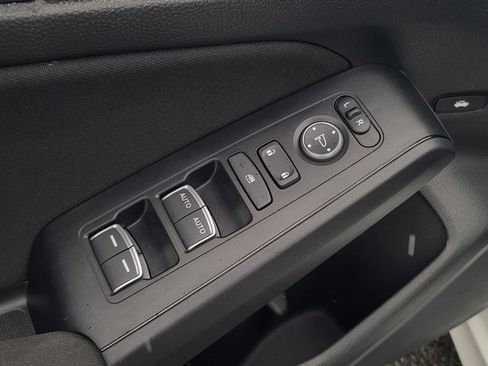 Used 2025 Honda Civic Sport image 28