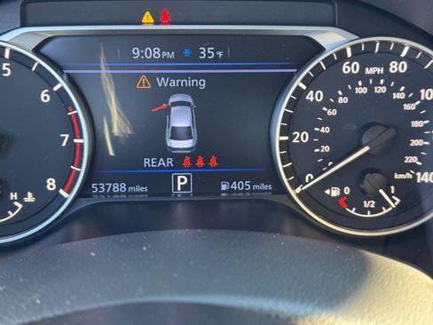 Used 2024 Nissan Altima 2.5 SV image 19