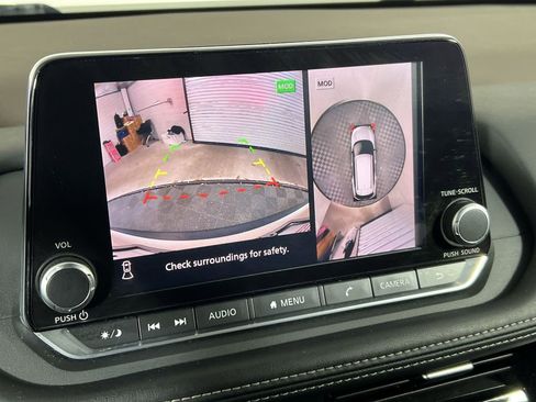 Used 2021 Nissan Rogue SV image 19