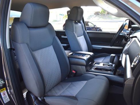 Used 2014 Toyota Tundra SR5 w/ SR5 Upgrade Package RWD image 33