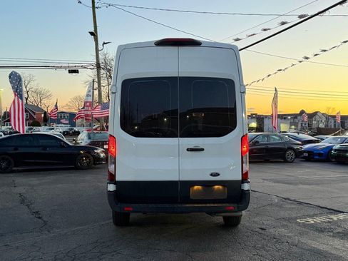 Used 2022 Ford Transit 250 Base image 7