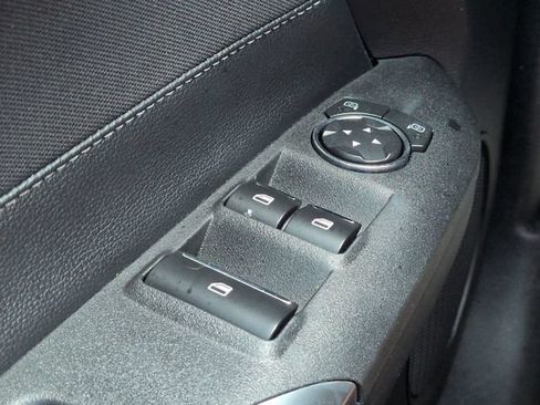 Used 2015 Ford Mustang Convertible w/ Equipment Group 051A RWD image 21