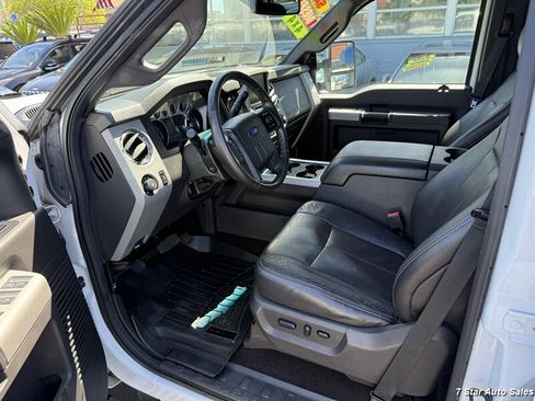 Used 2014 Ford F250 Lariat w/ Lariat Ultimate Package AWD/4WD image 8