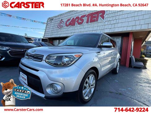Used 2017 Kia Soul + FWD image 1