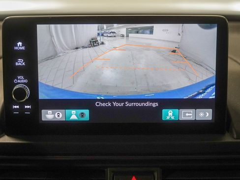 Certified 2025 Honda Pilot TrailSport image 35