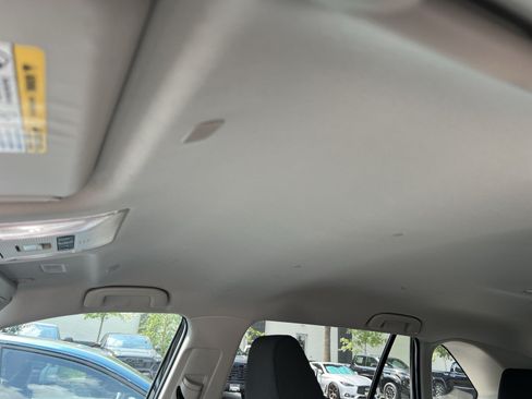 Used 2025 Toyota RAV4 XLE AWD/4WD image 20