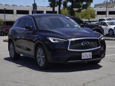 Used 2023 INFINITI QX50 Pure FWD image 2