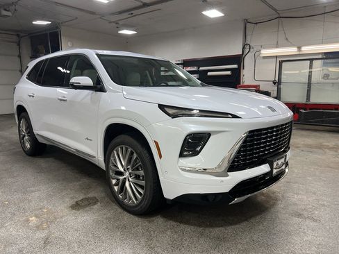 New 2026 Buick Enclave Avenir w/ Super Cruise Package image 7