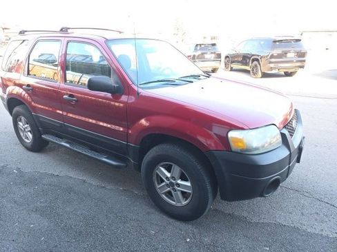 Used 2007 Ford Escape XLS image 7