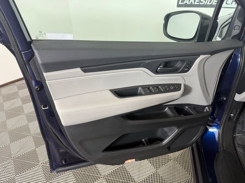 Used 2023 Honda Odyssey EX-L image 13