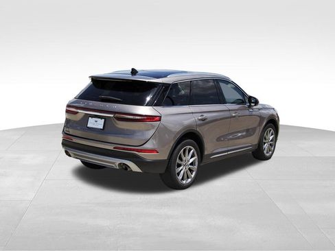 Used 2020 Lincoln Corsair FWD w/ Premium Package image 4