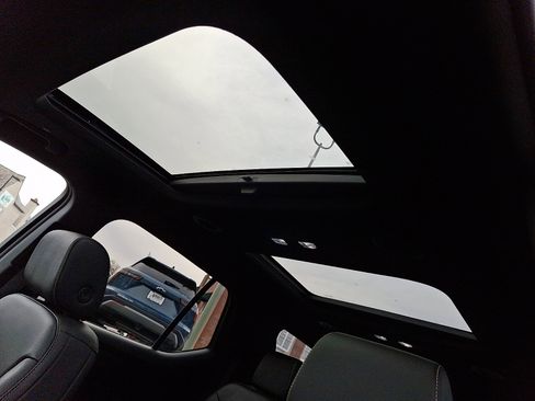 Certified 2023 Chevrolet Traverse LT w/ LT Premium Package image 17