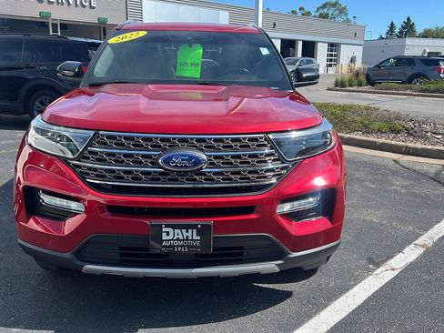 Used 2022 Ford Explorer King Ranch w/ Class IV Trailer Tow Package AWD/4WD image 13