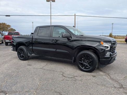 Used 2023 Chevrolet Silverado 1500 RST w/ Convenience Package II image 3