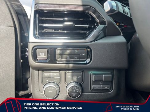 New 2026 GMC Yukon XL Elevation AWD/4WD image 25