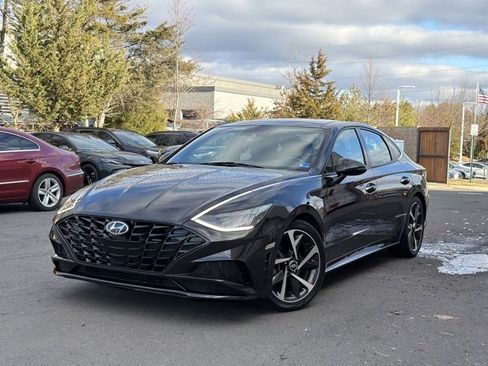 Used 2023 Hyundai Sonata SEL Plus image 1