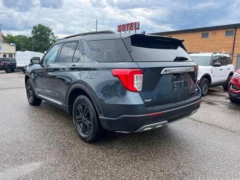 Certified 2024 Ford Explorer XLT w/ Equipment Group 202A AWD/4WD image 6