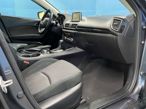 Used 2015 MAZDA MAZDA3 i Touring w/ Technology Package image 45
