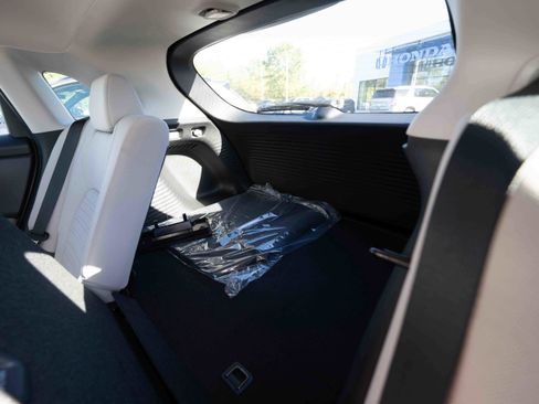 New 2026 Honda HR-V LX image 24