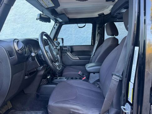 Used 2014 Jeep Wrangler Unlimited Sport w/ Quick Order Package 24S AWD/4WD image 11