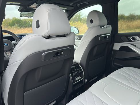 New 2026 BMW X5 sDrive40i w/ M Sport Package image 14