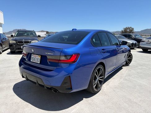 Used 2023 BMW 330e w/ M Sport Package RWD image 4