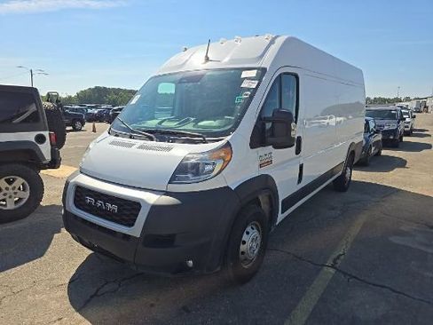 Used 2022 RAM ProMaster 3500 w/ Convenience Group FWD image 4