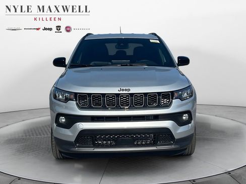 New 2026 Jeep Compass Latitude AWD/4WD image 18