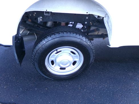 Used 2019 Ford F250 XL w/ Power Equipment Group image 38