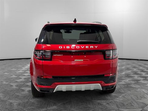 Used 2025 Land Rover Discovery Sport S image 4